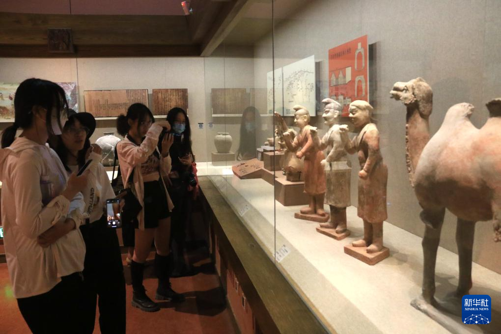 甘肅敦煌：博物館館藏文物預防性保護項目完工